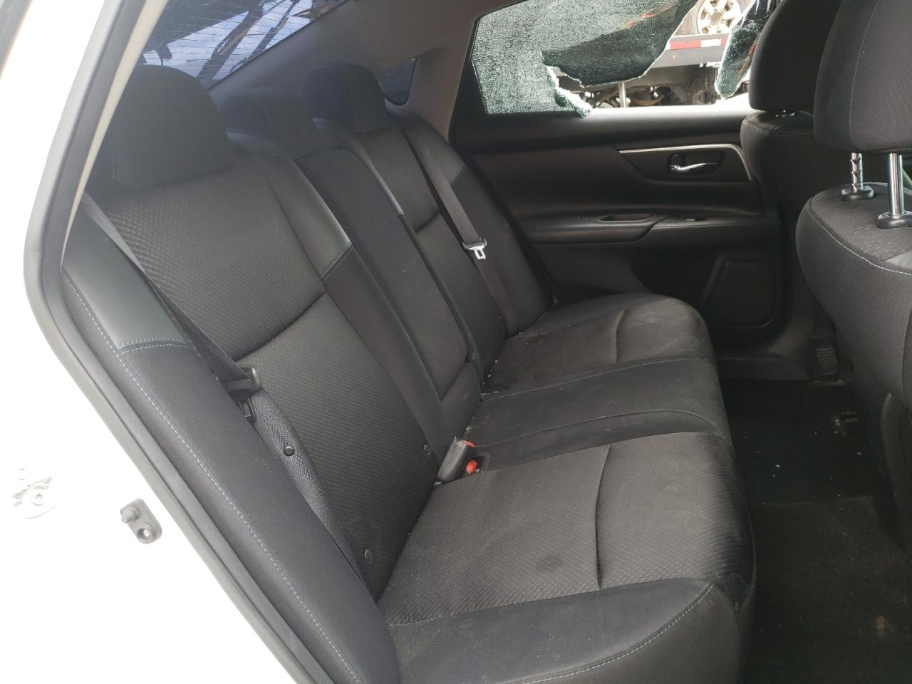 Photo 6 from auction – 2016 NISSAN ALTIMA 2.5 with VIN 1N4AL3AP2GC181349