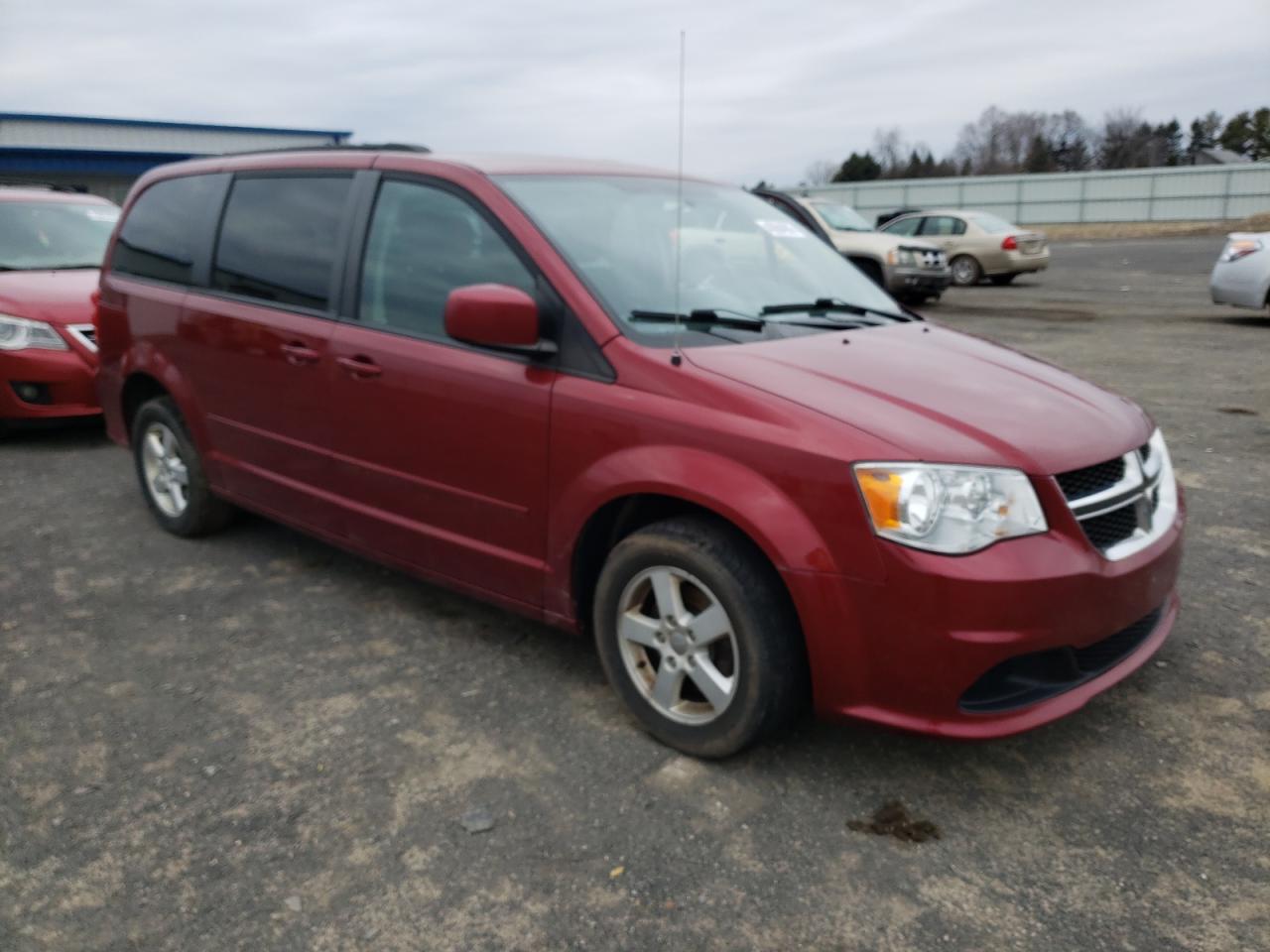 DODGE GRAND CARA 2011 with VIN 2D4RN3DG1BR678141 - Photo from auction