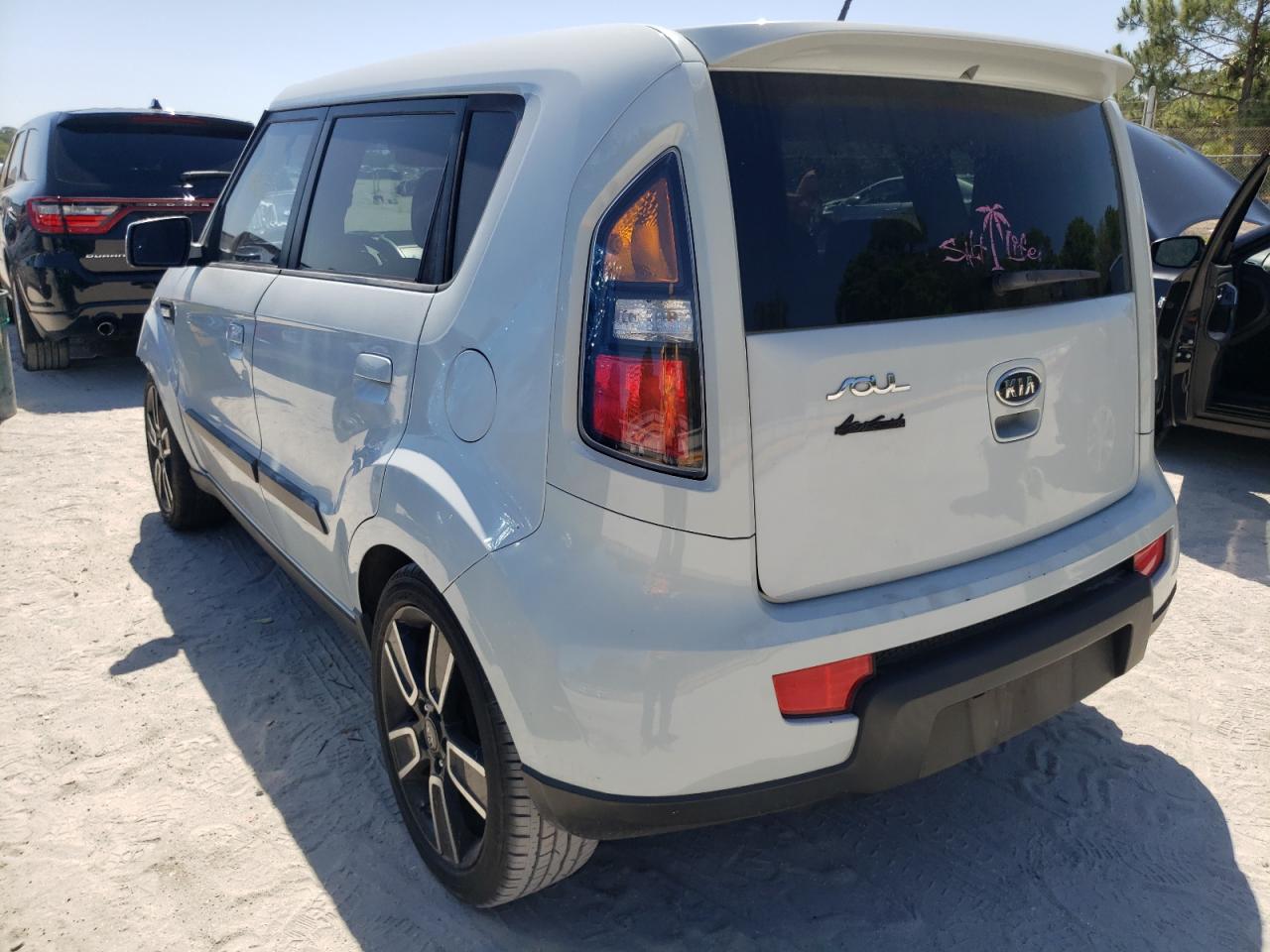 صورة رقم 3 من المزاد - 2010 KIA SOUL + مع VIN KNDJT2A24A7170376