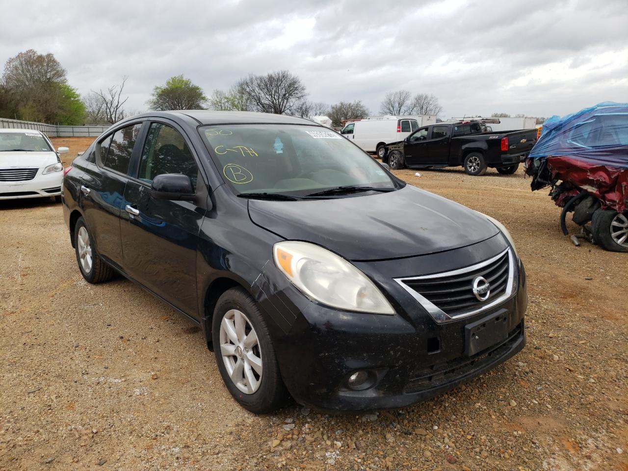 NISSAN VERSA S 2013 with VIN 3N1CN7AP6DL839259 - Photo from auction
