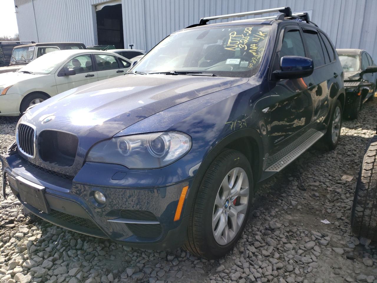 Photo 2 from auction – 2011 BMW X5 XDRIVE3 with VIN 5UXZV4C56BL401236