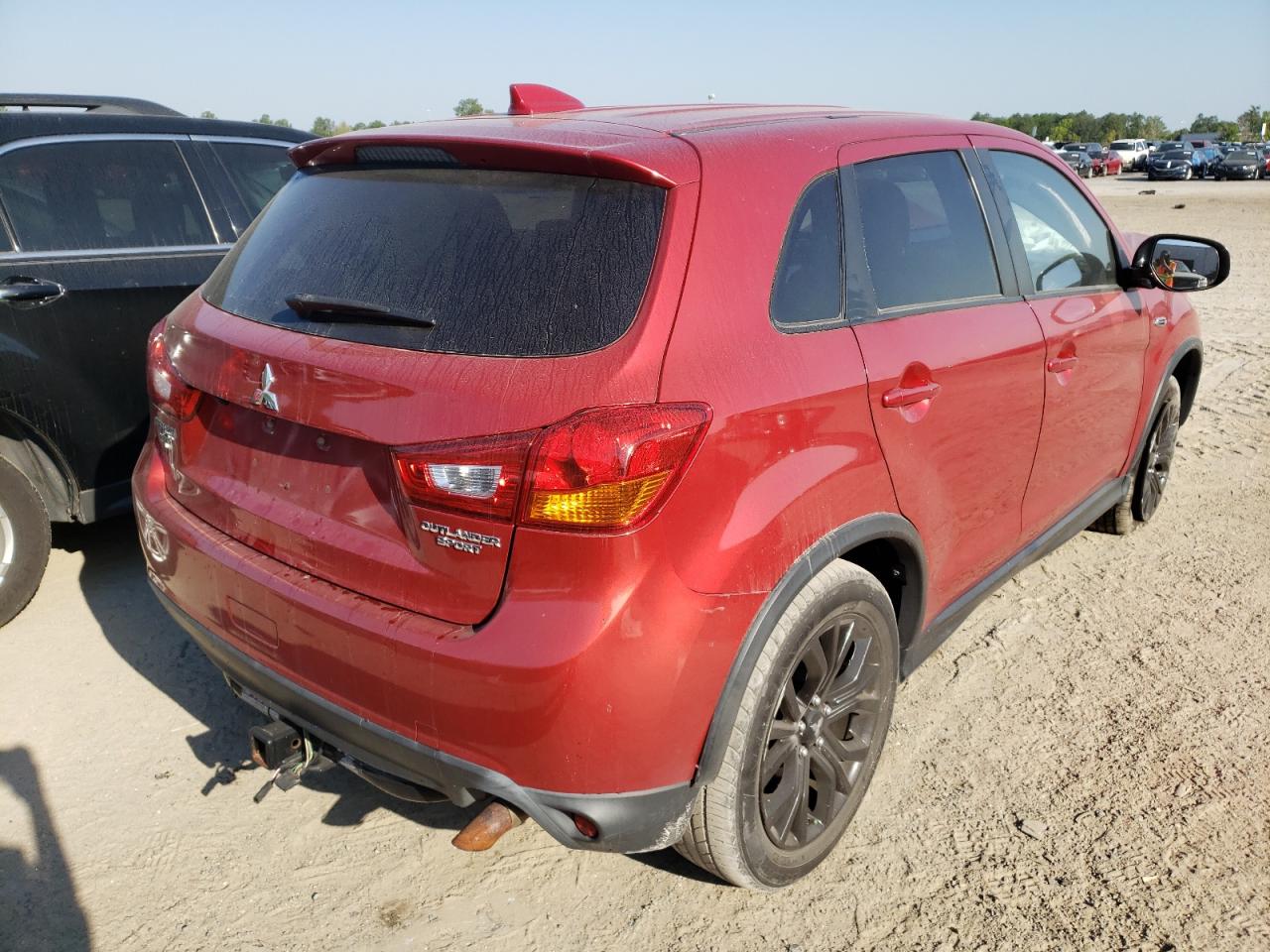 Photo 4 from auction – 2017 MITSUBISHI OUTLANDER with VIN JA4AP3AU3HZ044546