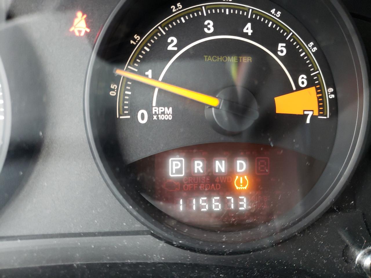 Photo 8 from auction – 2015 JEEP COMPASS SP with VIN 1C4NJCBA3FD329089