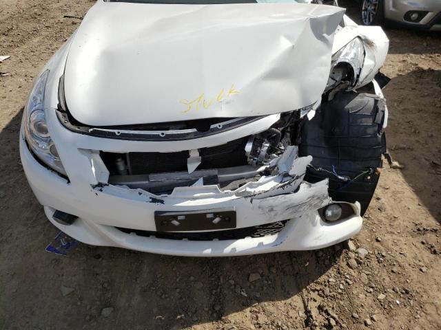 Photo 7 from auction – 2015 INFINITI Q40 with VIN JN1CV6AR4FM521936