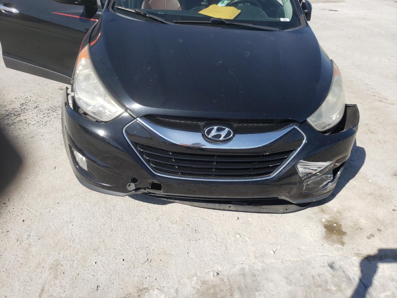 Photo 7 from auction – 2012 HYUNDAI TUCSON GLS with VIN KM8JU3AC8CU363769