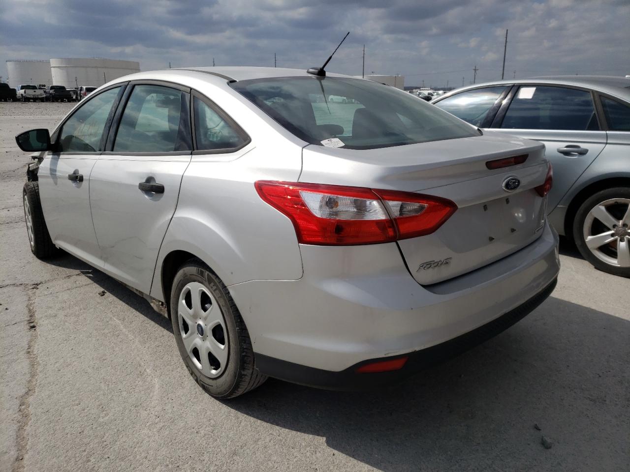 Photo 3 from auction – 2014 FORD FOCUS S with VIN 1FADP3E28EL362534