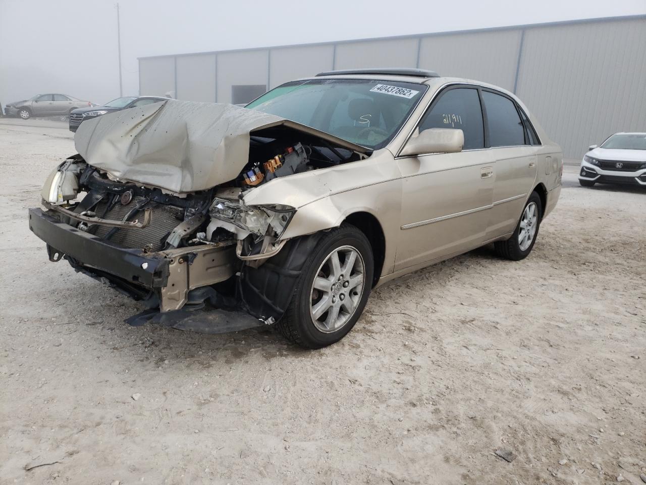 Photo 2 from auction – 2000 TOYOTA AVALON XL with VIN 4T1BF28B2YU070754
