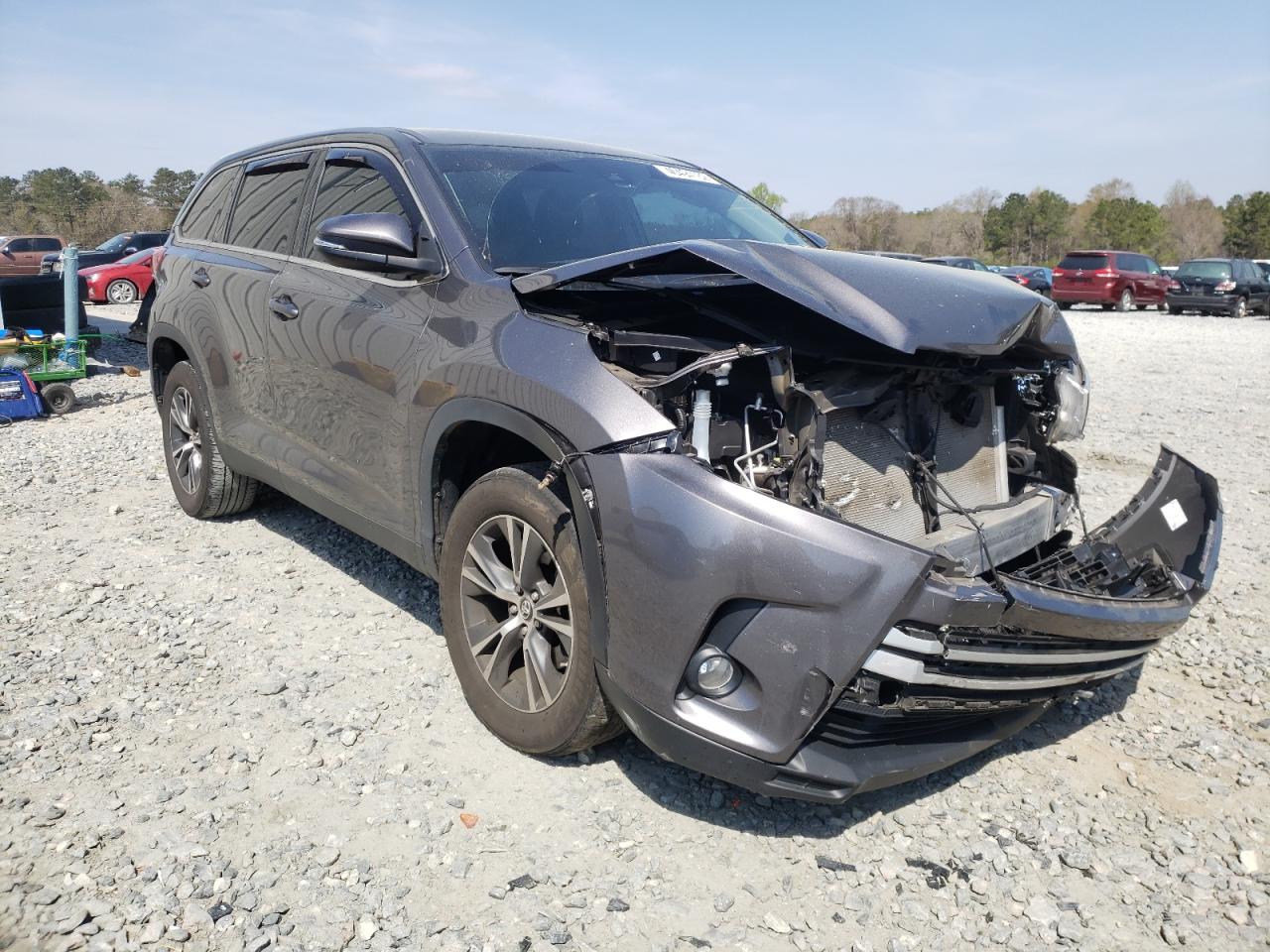 Photo 1 from auction – 2019 TOYOTA HIGHLANDER with VIN 5TDZZRFH8KS335120