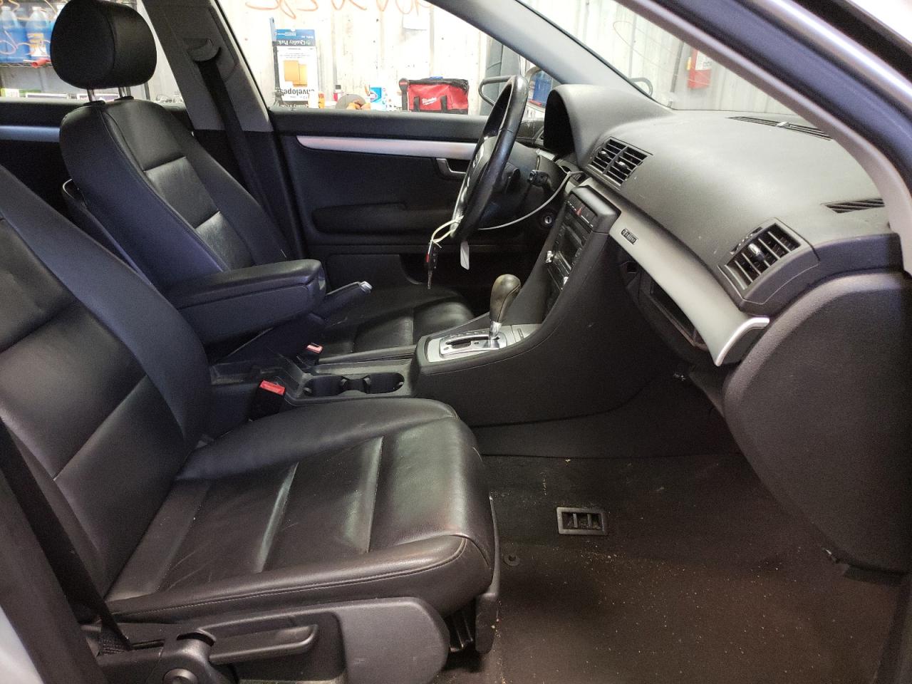 Photo 5 from auction – 2008 AUDI A4 2.0T QU with VIN WAUDF78E68A108795