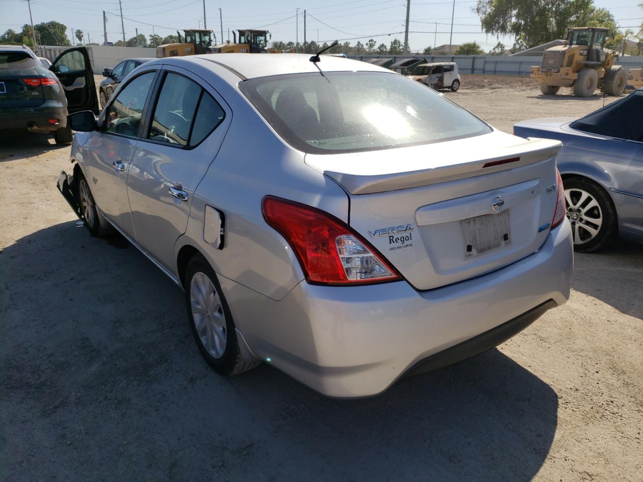 Photo 3 from auction – 2016 NISSAN VERSA S with VIN 3N1CN7AP2GL853860