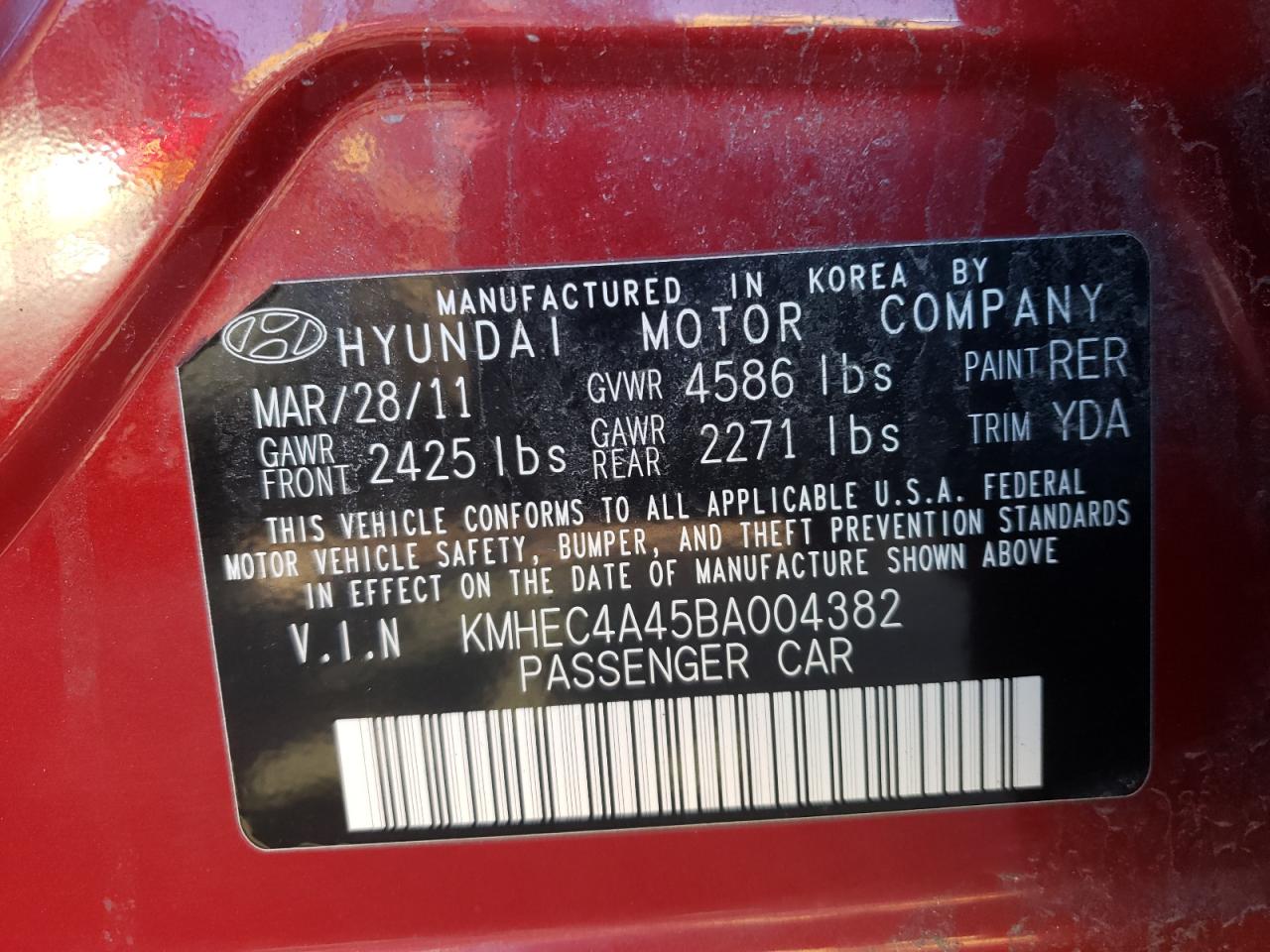 Photo 10 from auction – 2011 HYUNDAI SONATA HYB with VIN KMHEC4A45BA004382