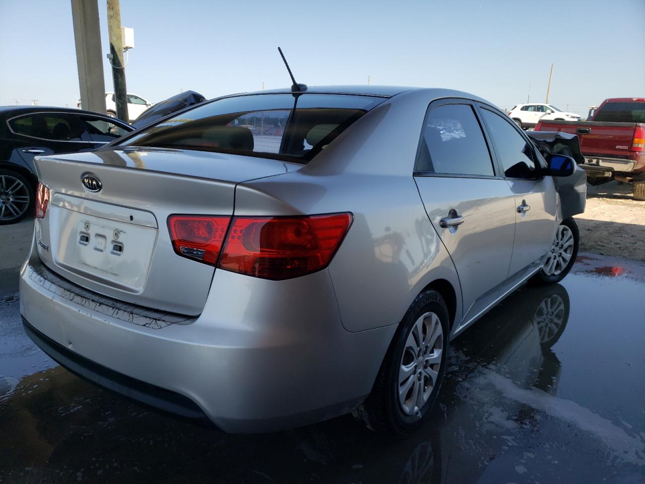 صورة رقم 4 من المزاد - 2012 KIA FORTE LX مع VIN KNAFT4A24C5548161