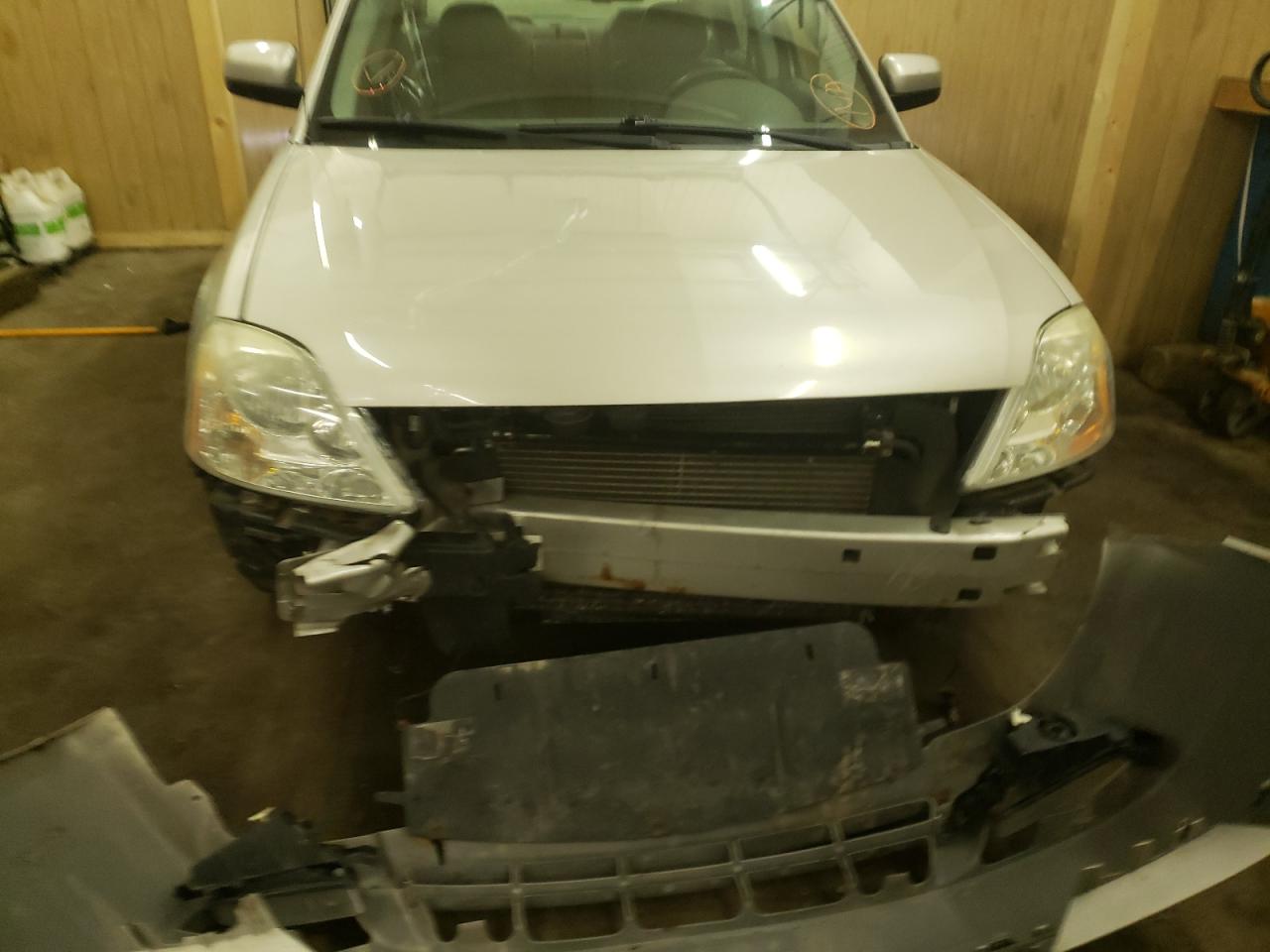 Photo 9 from auction – 2006 FORD FIVE HUNDR with VIN 1FAFP241X6G149218