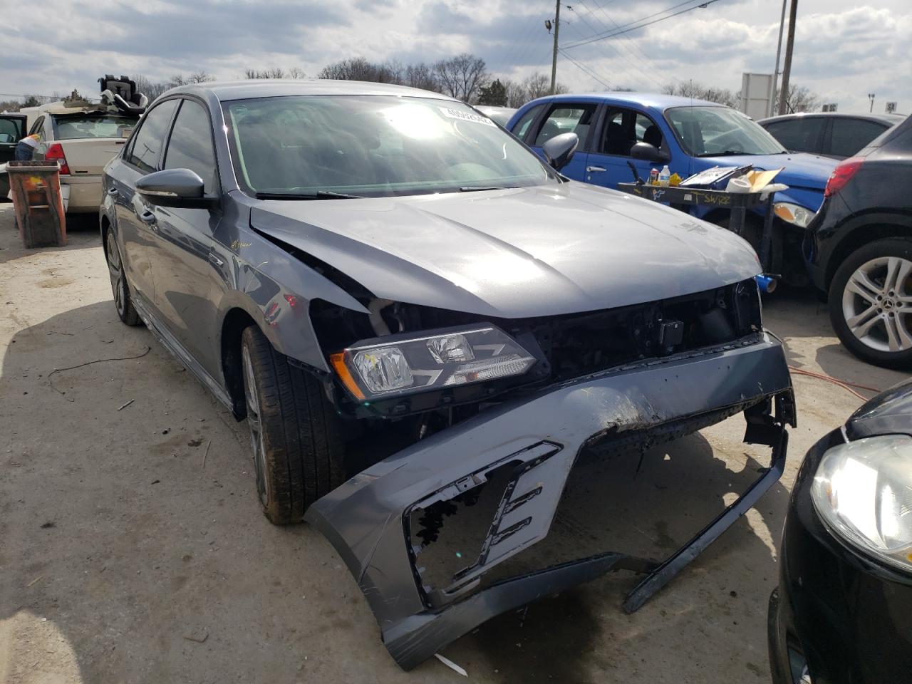 Photo 9 from auction – 2018 VOLKSWAGEN PASSAT S with VIN 1VWAA7A37JC030337