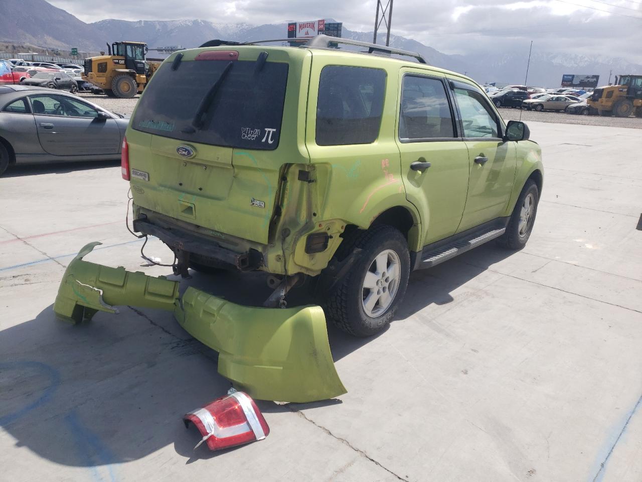 Photo 4 from auction – 2011 FORD ESCAPE XLT with VIN 1FMCU9DG3BKC23391