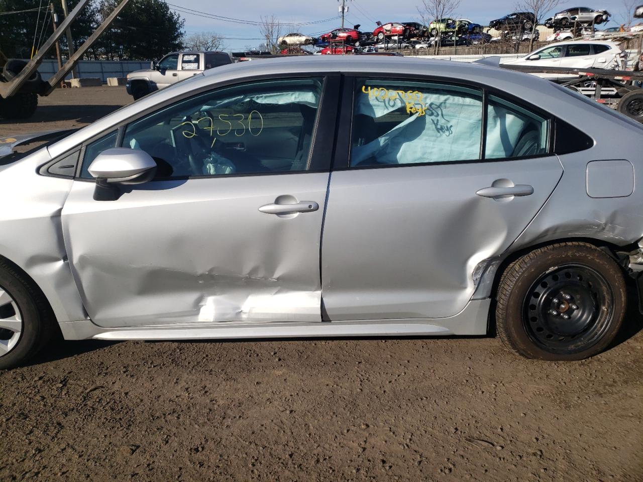 Photo 9 from auction – 2020 TOYOTA COROLLA LE with VIN 5YFEPRAE1LP046558