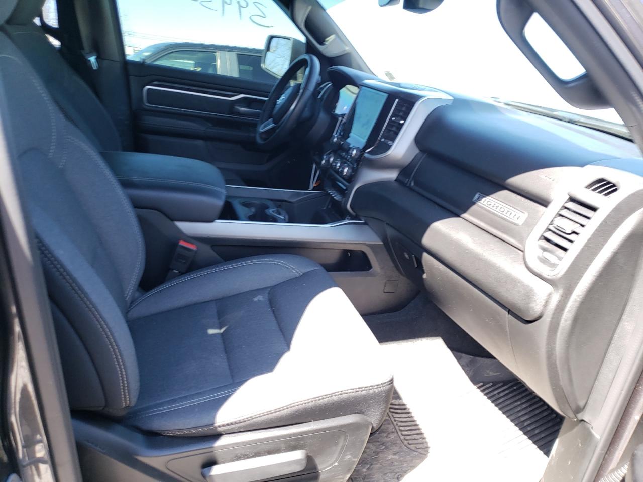 Photo 5 from auction – 2021 RAM 1500 BIG H with VIN 1C6SRFBT0MN760941