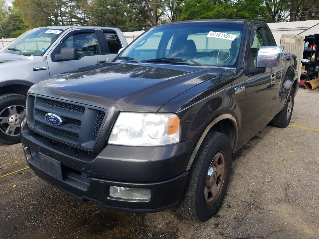 Photo 2 from auction – 2005 FORD F150 with VIN 1FTRF02W35KD20495