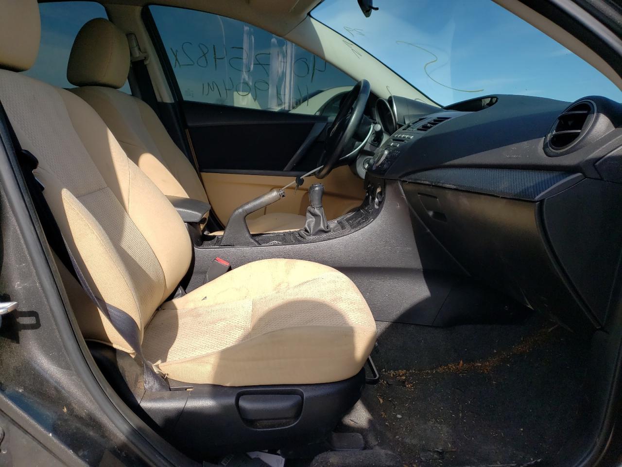 Photo 5 from auction – 2010 MAZDA 3 I with VIN JM1BL1SF5A1233651