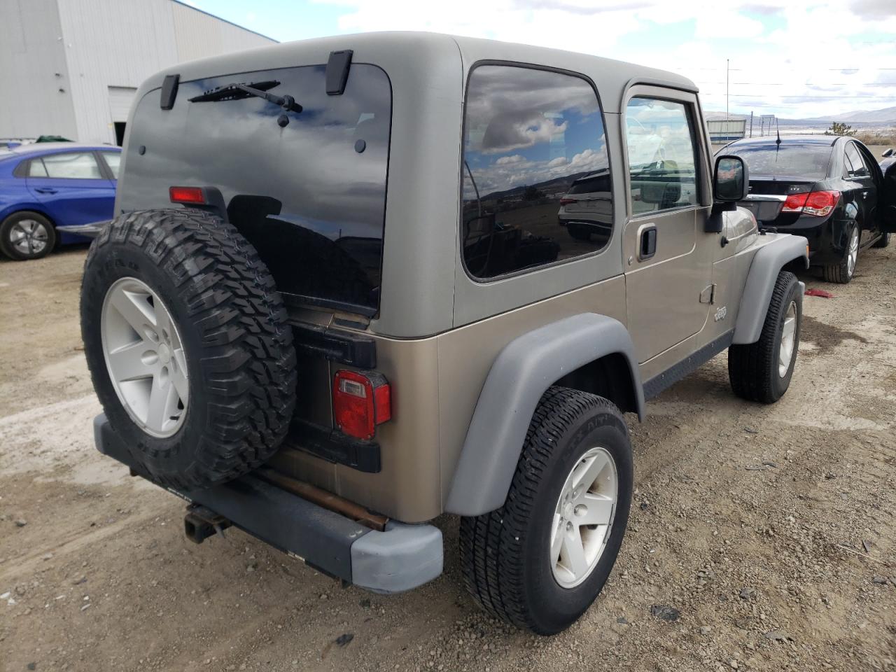 Photo 4 from auction – 2005 JEEP WRANGLER with VIN 1J4FA69S35P306116