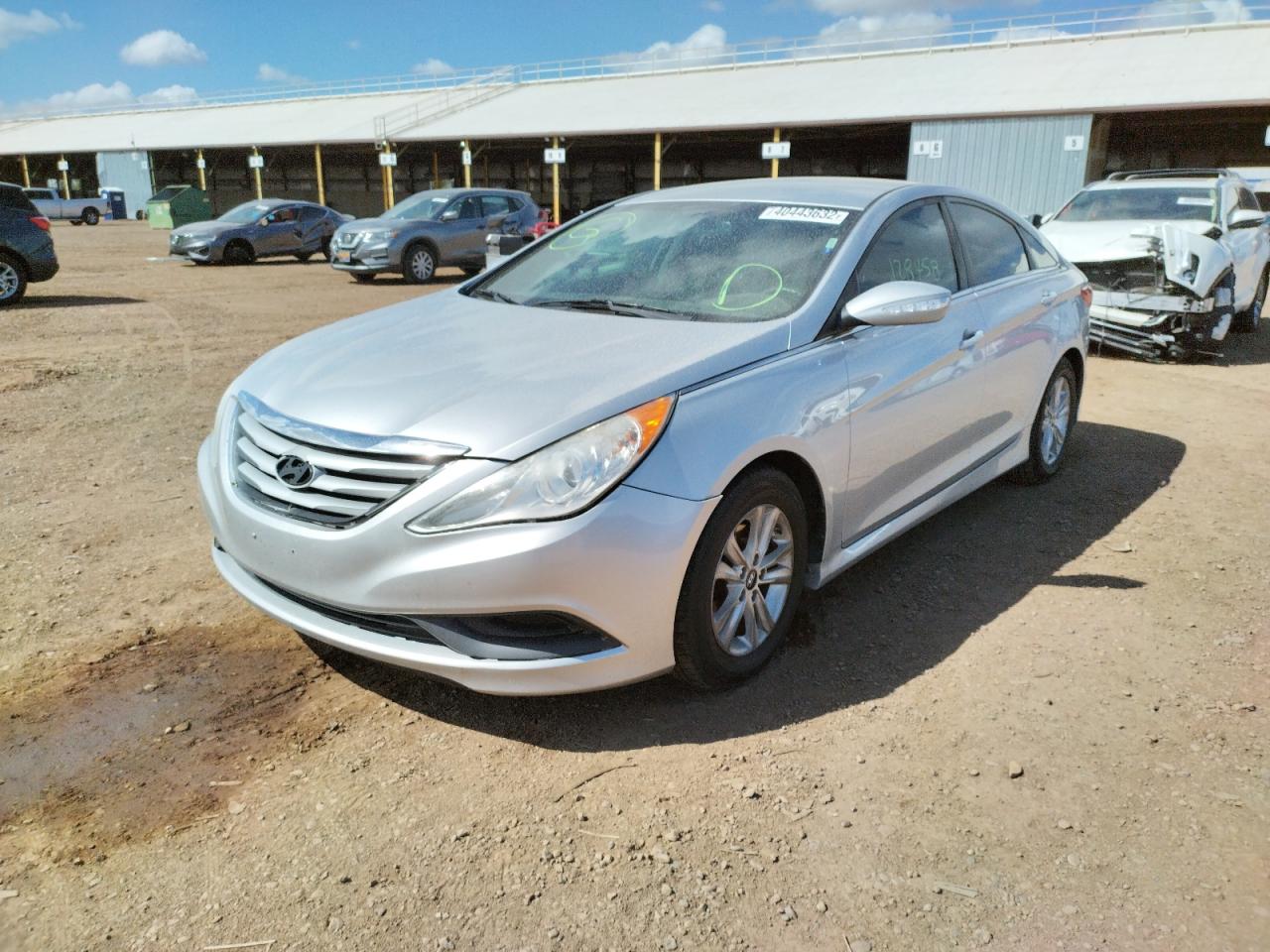Photo 2 from auction – 2014 HYUNDAI SONATA GLS with VIN 5NPEB4AC7EH828248