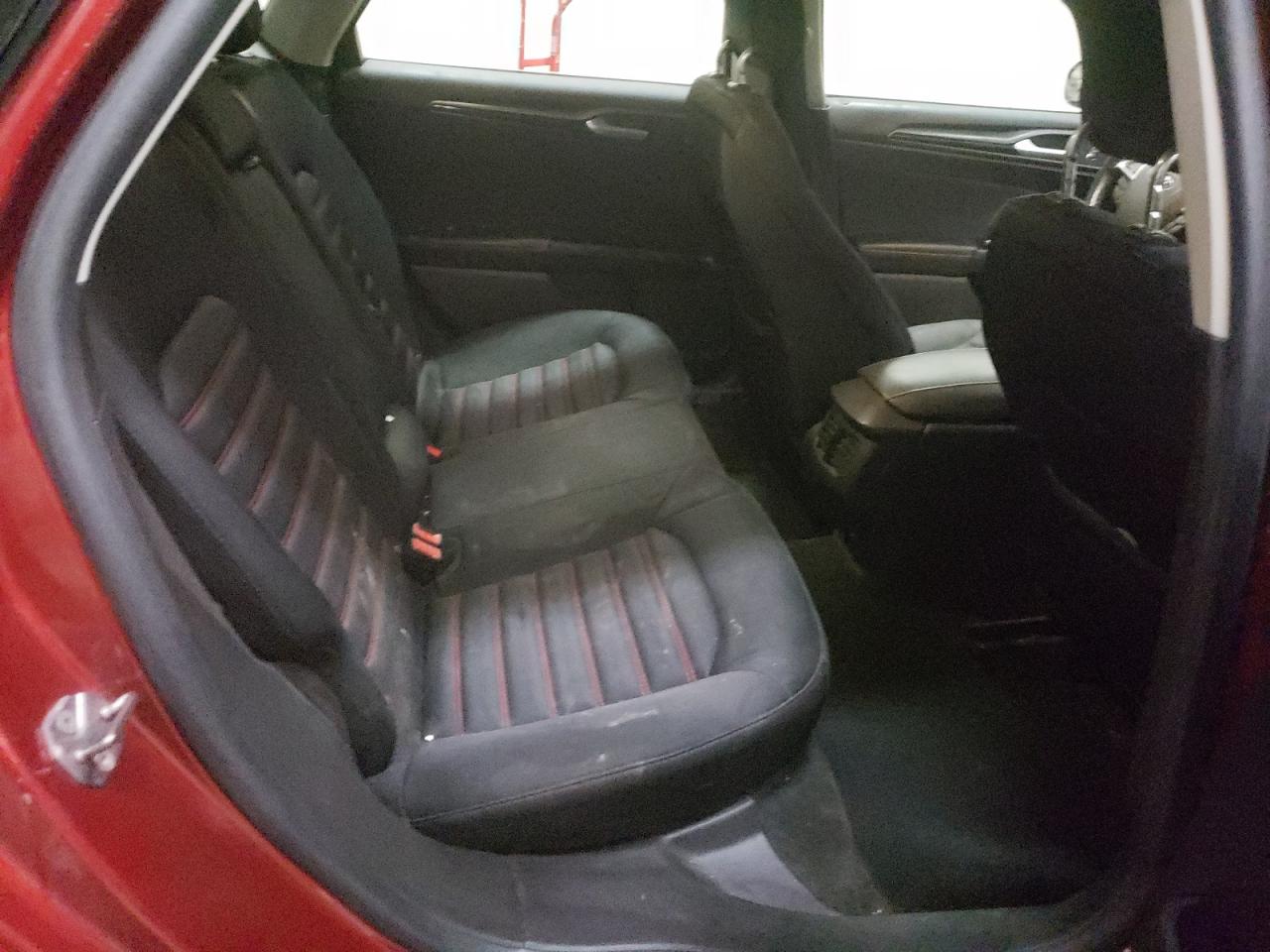 Photo 6 from auction – 2013 FORD FUSION SE with VIN 3FA6P0HR1DR367171