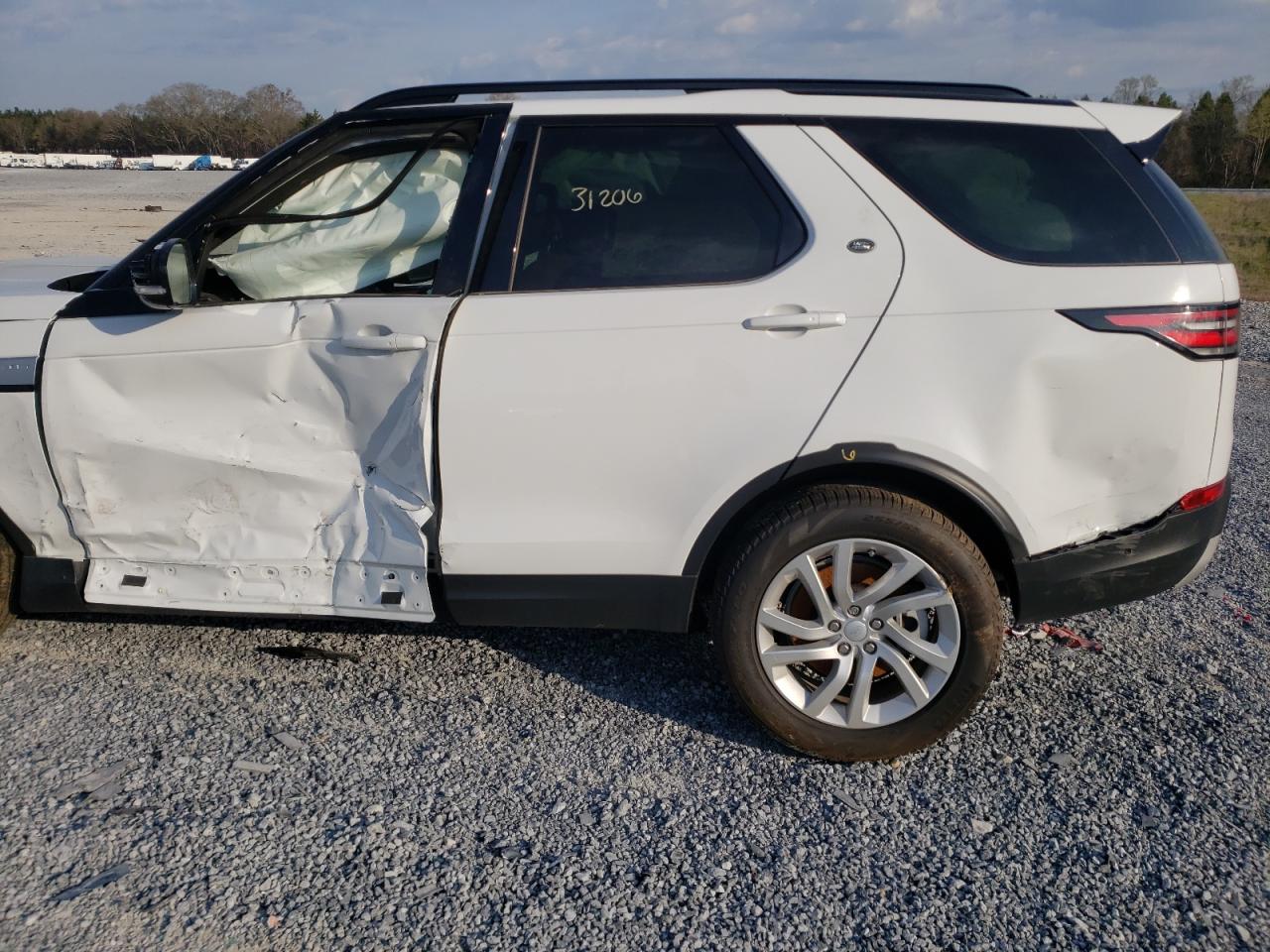 Photo 10 from auction – 2020 LAND ROVER DISCOVERY with VIN SALRR2RVXL2421121