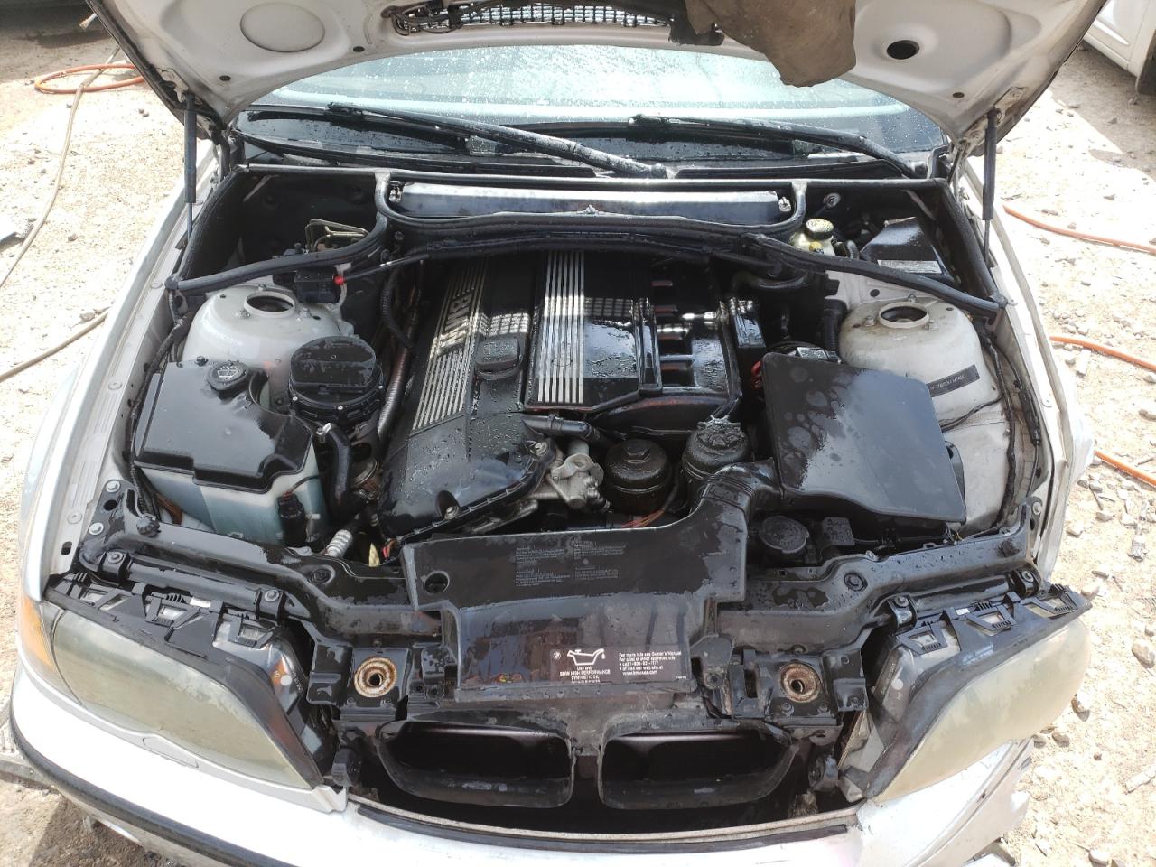 Photo 7 from auction – 2004 BMW 330 XI with VIN WBAEW53414PG10910