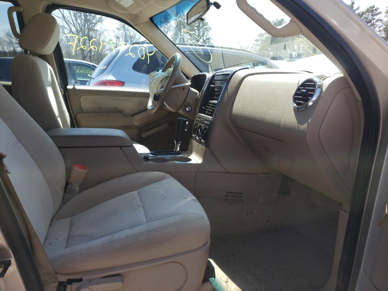 Photo 5 from auction – 2007 FORD EXPLORER X with VIN 1FMEU73E57UB36472