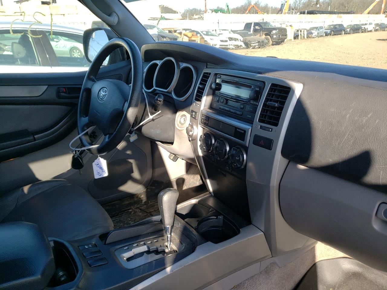 Photo 9 from auction – 2004 TOYOTA 4RUNNER SR with VIN JTEBU14R848013478