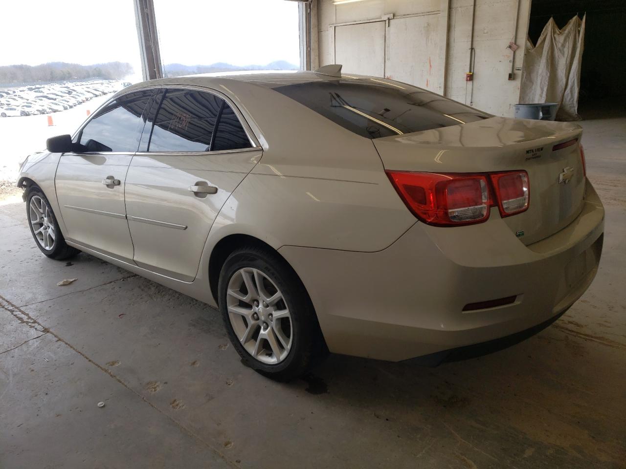 Photo 3 from auction – 2015 CHEVROLET MALIBU 1LT with VIN 1G11C5SL2FF291762