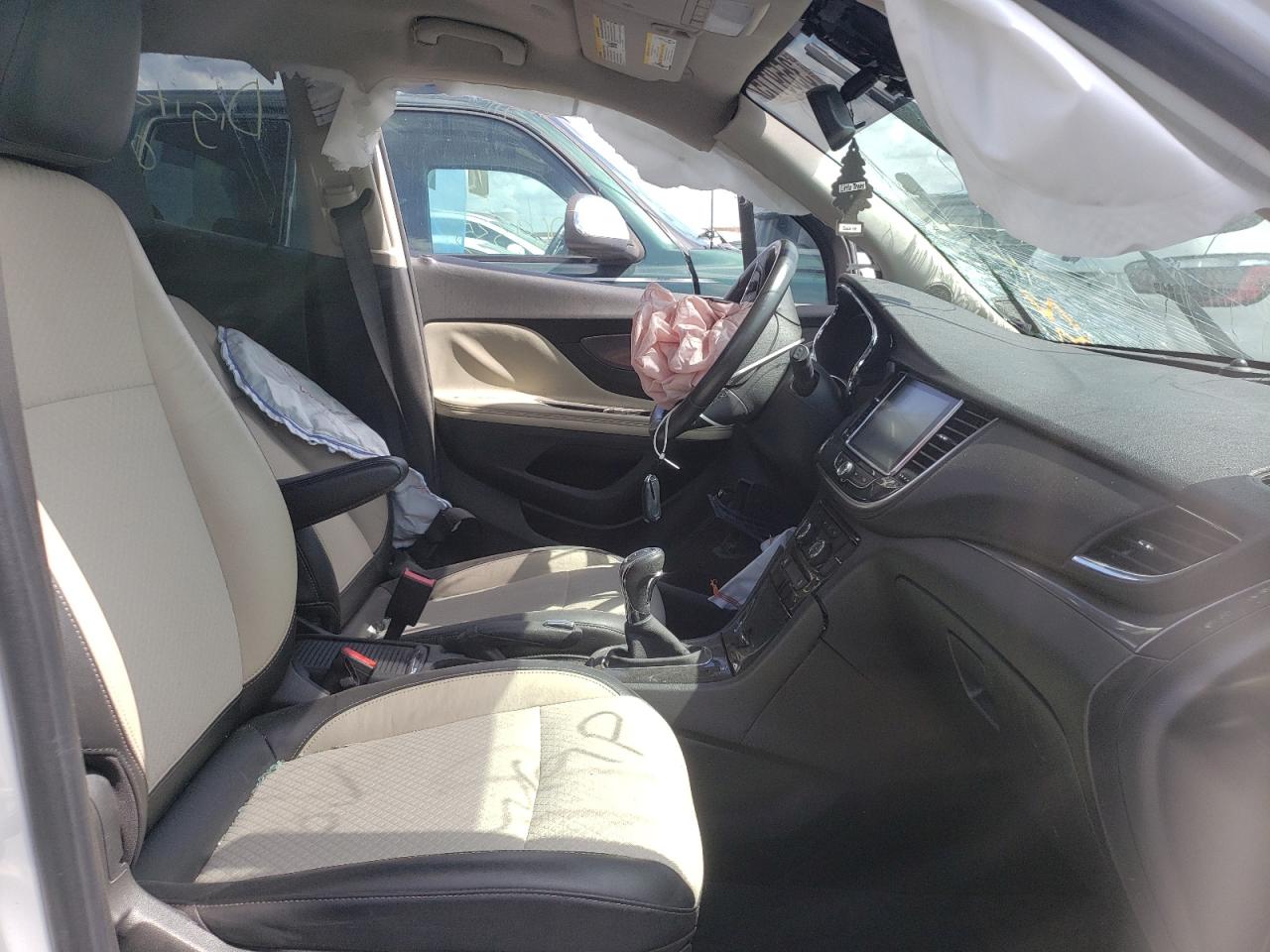 Photo 5 from auction – 2017 BUICK ENCORE PRE with VIN KL4CJASB5HB073194