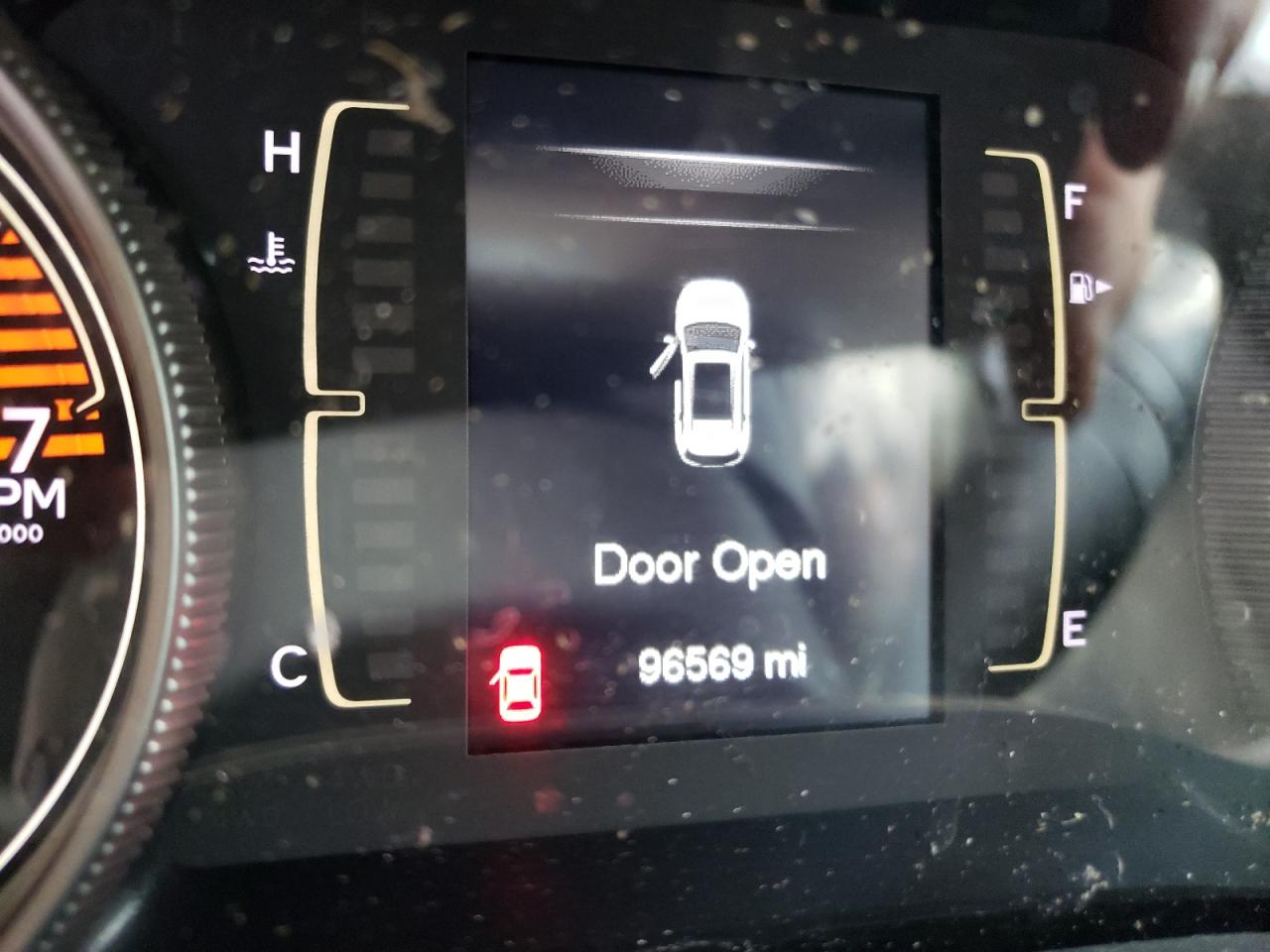 Photo 8 from auction – 2018 JEEP CHEROKEE L with VIN 1C4PJMCB6JD535974