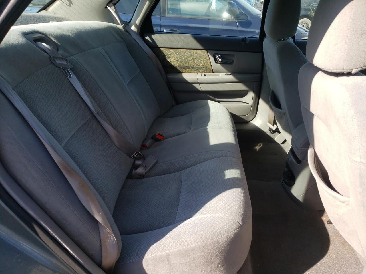 Photo 6 from auction – 2001 FORD TAURUS LX with VIN 1FAFP52U81A159580