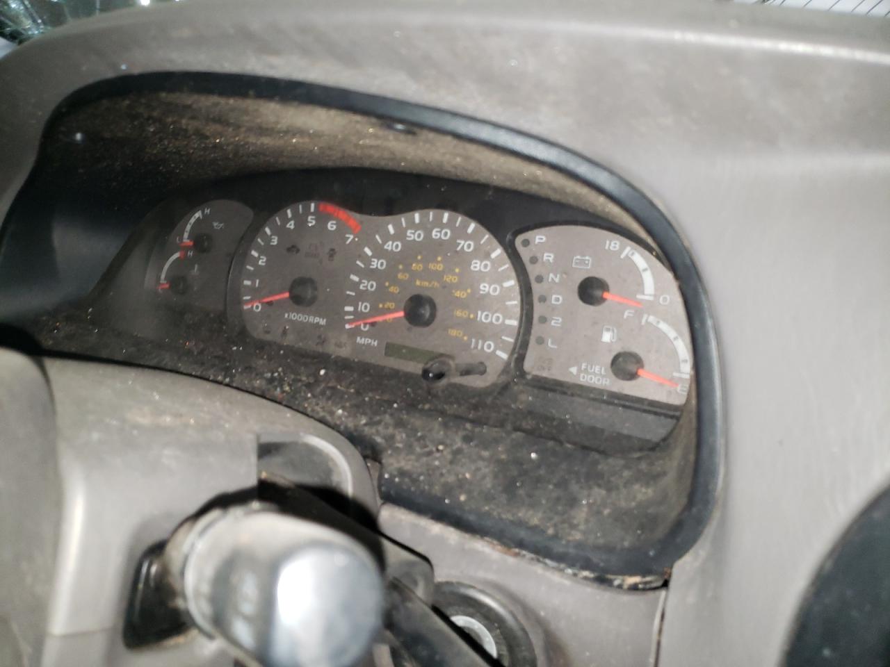Photo 12 from auction – 2003 TOYOTA SEQUOIA SR with VIN 5TDZT34A13S145648