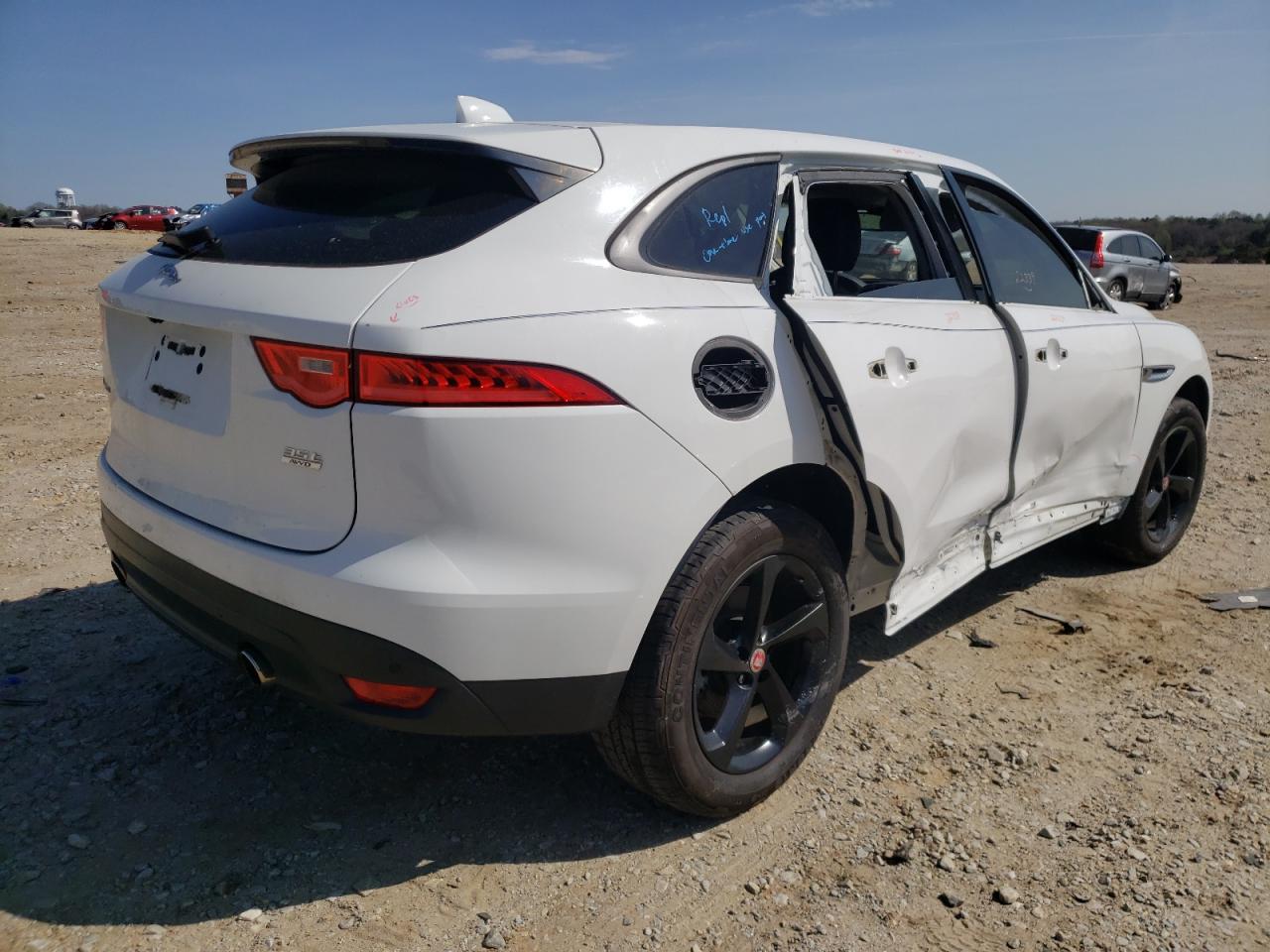 Photo 4 from auction – 2017 JAGUAR F-PACE PRE with VIN SADCJ2BVXHA047156