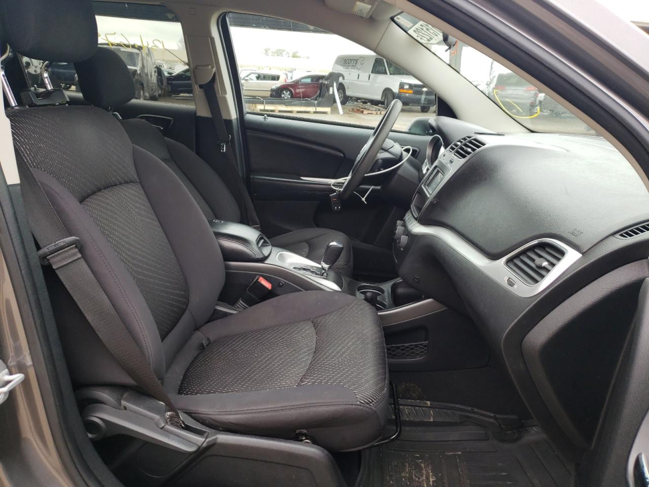 Photo 5 from auction – 2012 DODGE JOURNEY SE with VIN 3C4PDCAB5CT356116