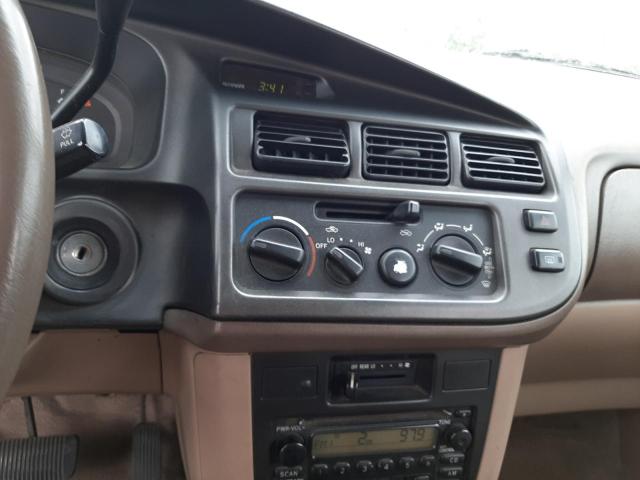 Photo 9 from auction – 2000 TOYOTA SIENNA CE with VIN 4T3ZF19C2YU195230