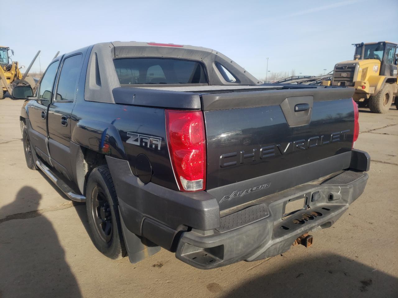Photo 3 from auction – 2003 CHEVROLET AVALANCHE with VIN 3GNEC13T13G155916