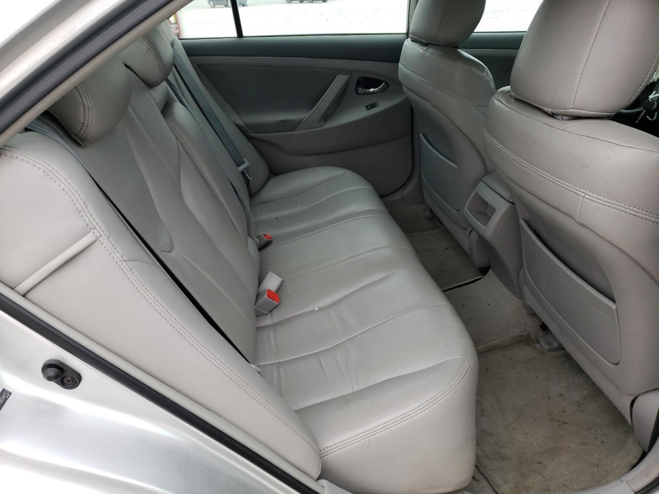 Photo 6 from auction – 2010 TOYOTA CAMRY BASE with VIN 4T1BF3EK9AU044152