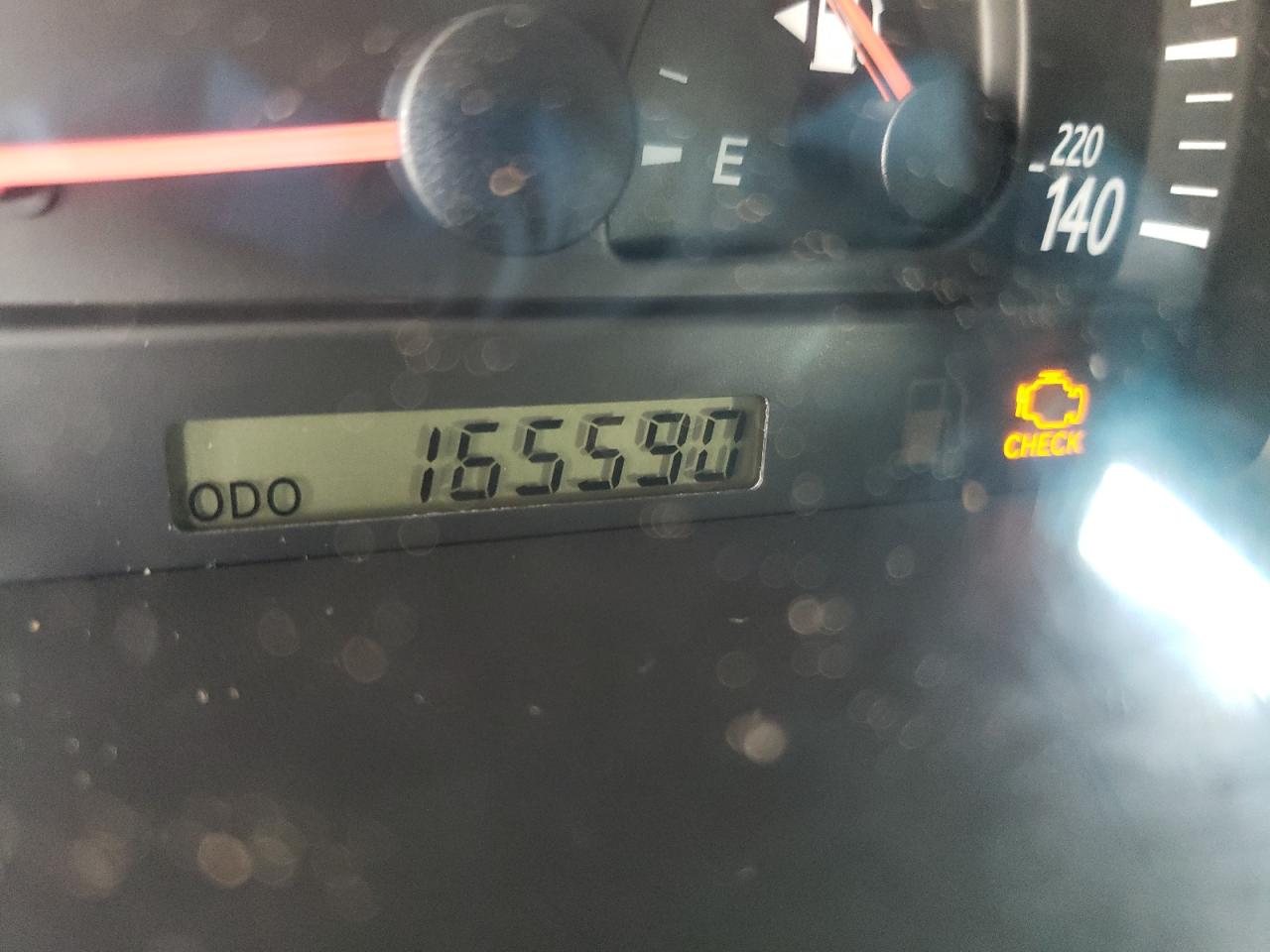Photo 8 from auction – 2002 TOYOTA CAMRY LE with VIN 4T1BE32K02U039690