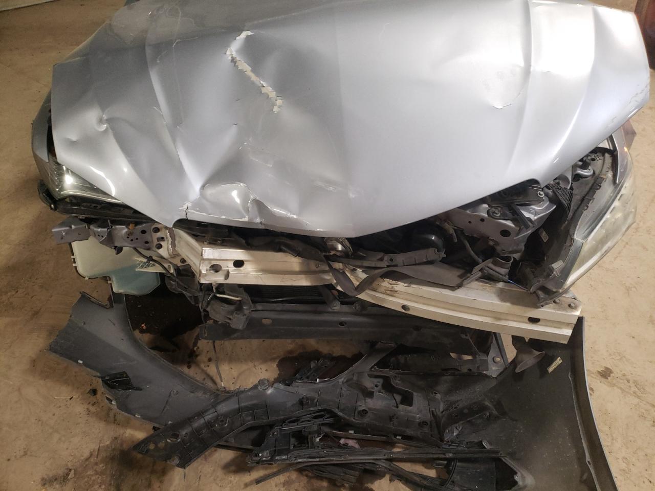 Photo 9 from auction – 2015 ACURA TLX with VIN 19UUB2F32FA012275