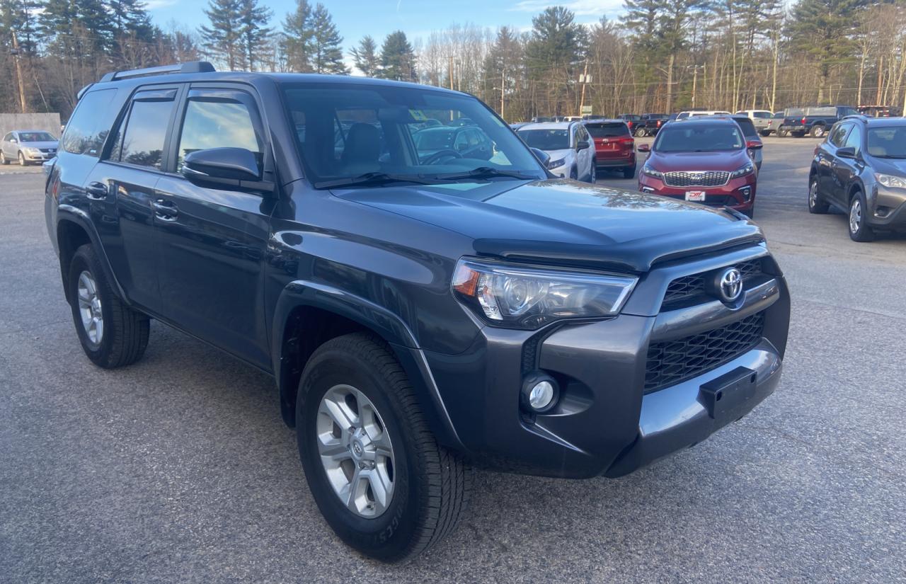 TOYOTA 4RUNNER SR 2019 with VIN JTEBU5JR3K5612735 - Photo from auction