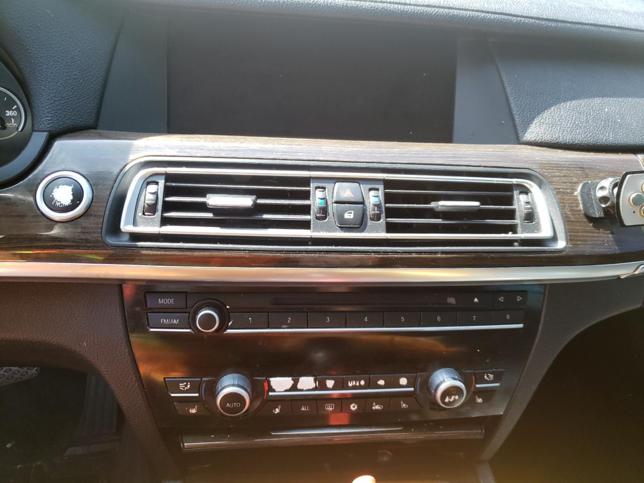 Photo 9 from auction – 2010 BMW 750 LI XDR with VIN WBAKC8C53AC430916