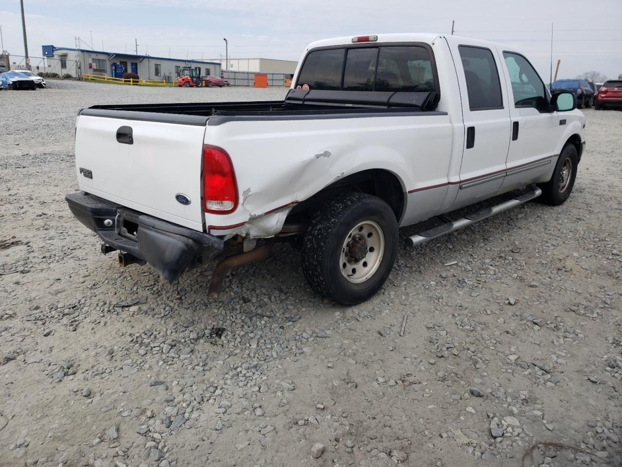 Photo 4 from auction – 2000 FORD F250 SUPER with VIN 1FTNW20L0YEA12030