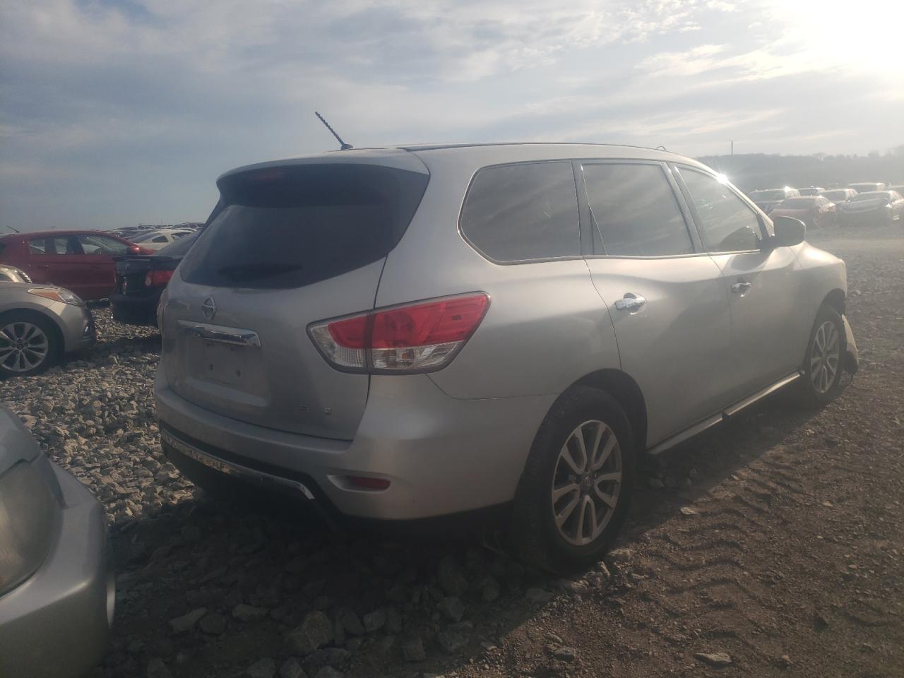 Photo 4 from auction – 2014 NISSAN PATHFINDER with VIN 5N1AR2MNXEC735999