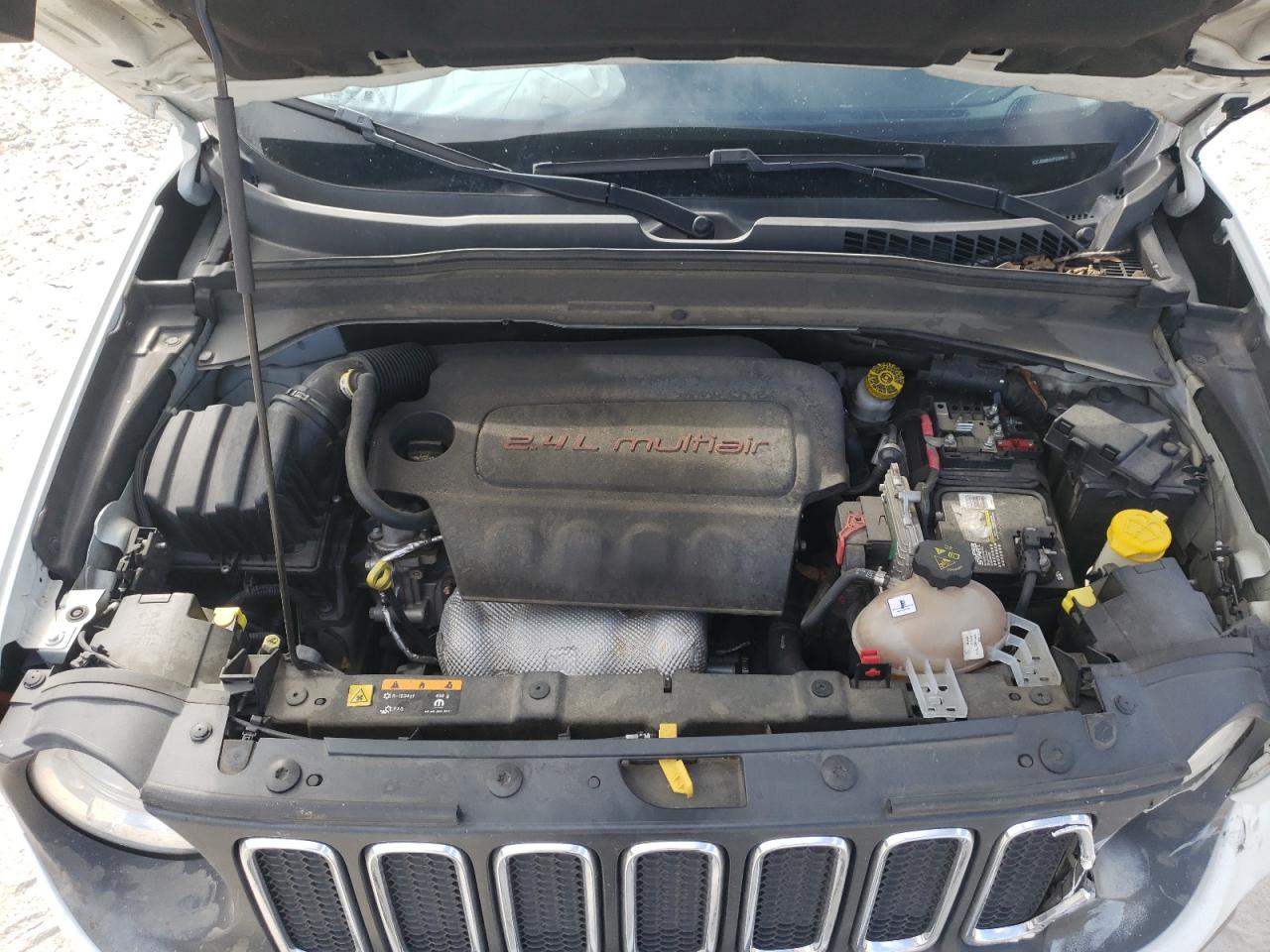 Photo 7 from auction – 2017 JEEP RENEGADE L with VIN ZACCJBBB3HPE69416