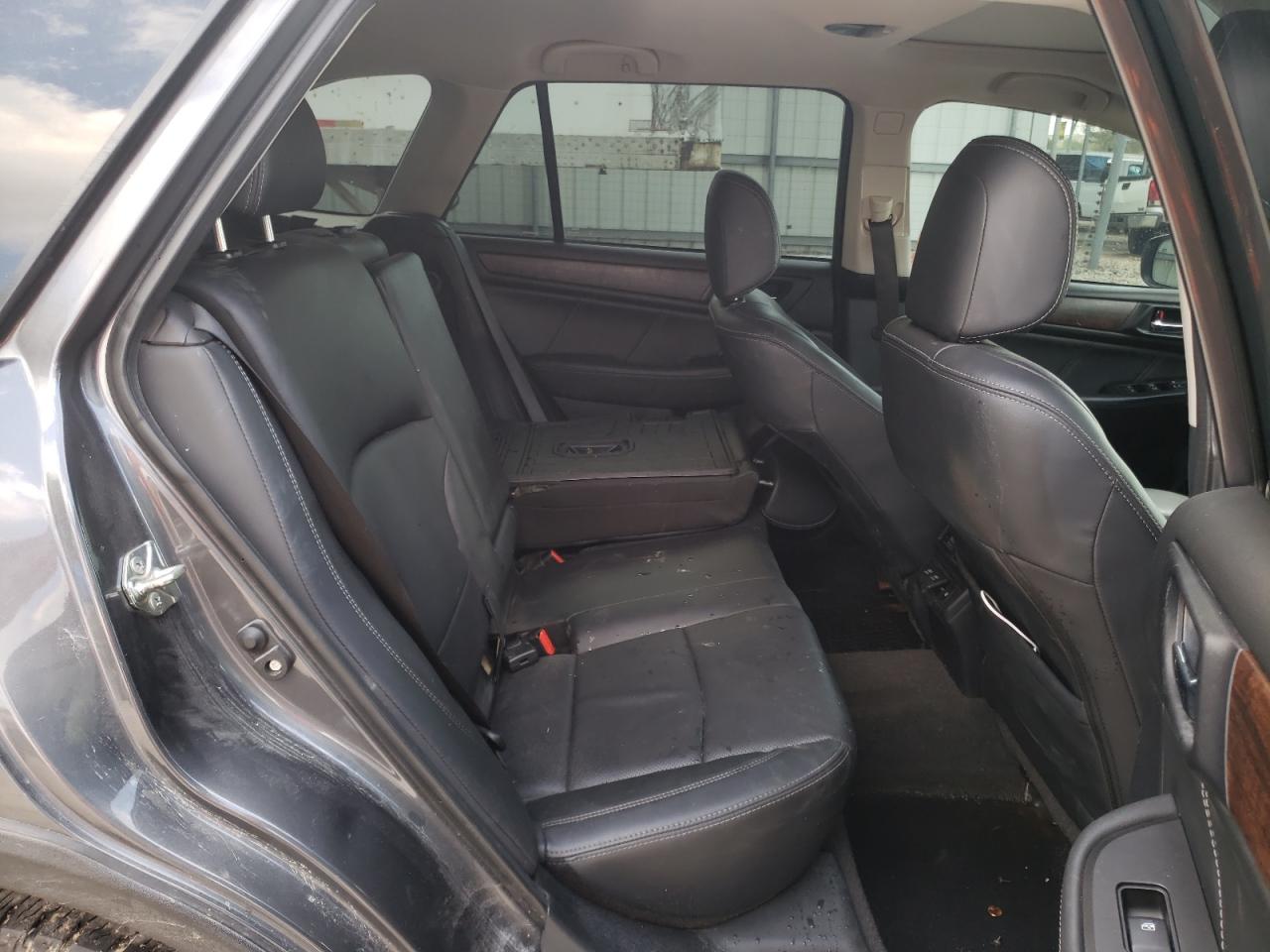 Photo 6 from auction – 2019 SUBARU OUTBACK 2. with VIN 4S4BSANC1K3273022