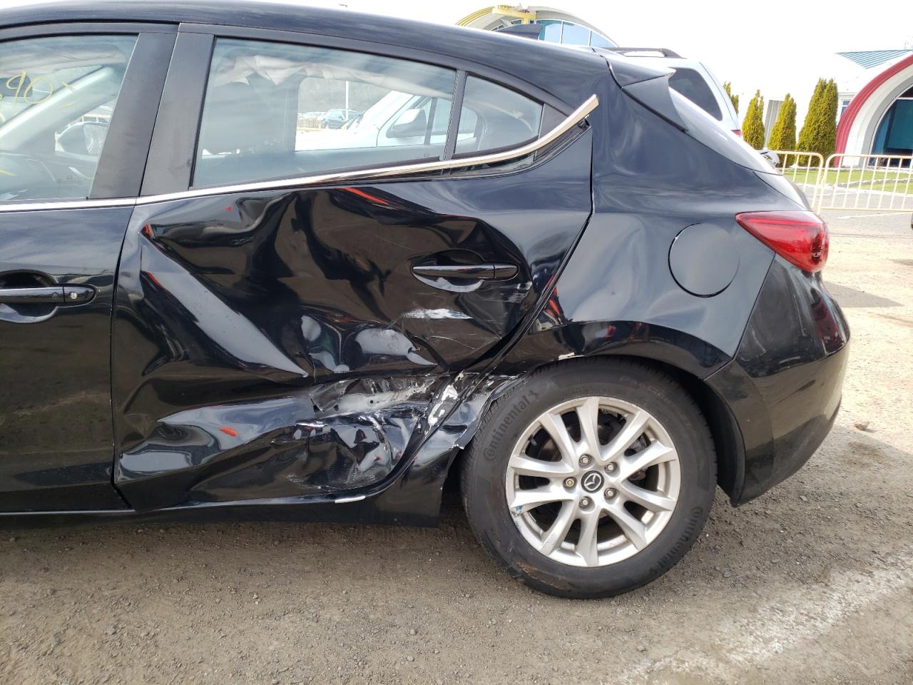 Photo 9 from auction – 2016 MAZDA 3 TOURING with VIN JM1BM1M74G1329525