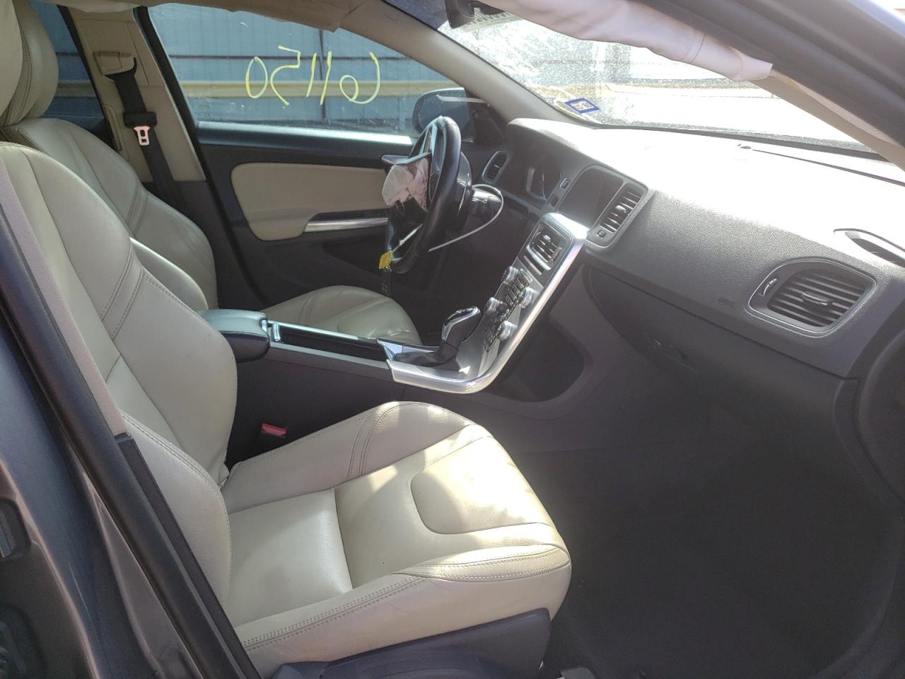 Photo 5 from auction – 2018 VOLVO S60 DYNAMI with VIN YV126MFL0J2453468